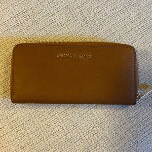 tan michael kors wallet